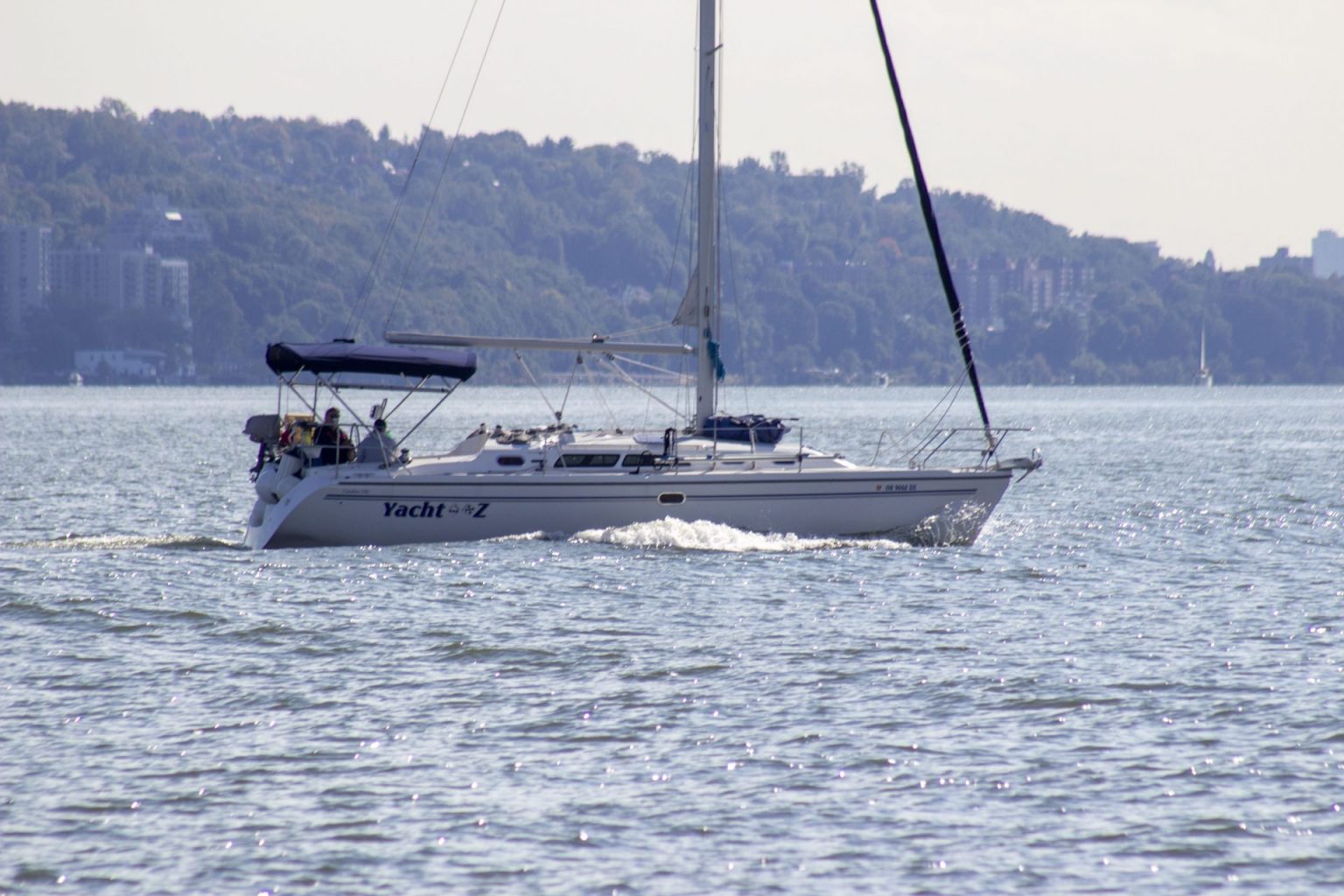 Anchoring at GW Bridge – Sailing Freedom